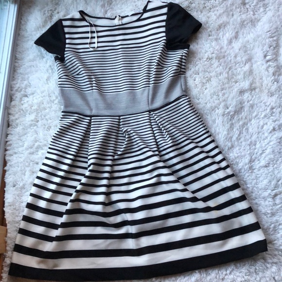 Dresses & Skirts - Women’s dress plus size